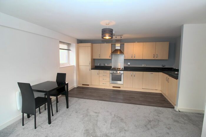 2 Bedroom Flat To Rent In Reresby Court, Butetown, Cardiff CF10