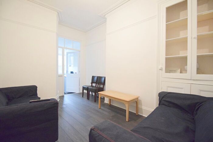 5 Bedroom Terraced House To Rent In Alfred Street, Roath, CF24