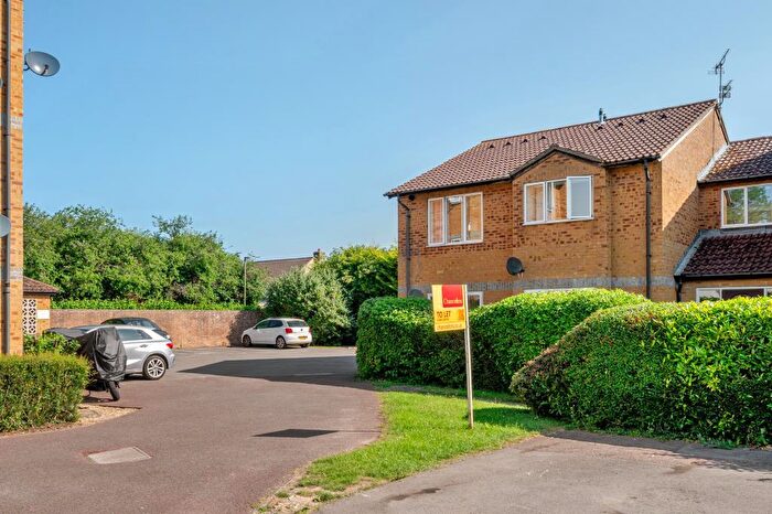 1 Bedroom Apartment To Rent In Kestrel Way, Bicester, OX26