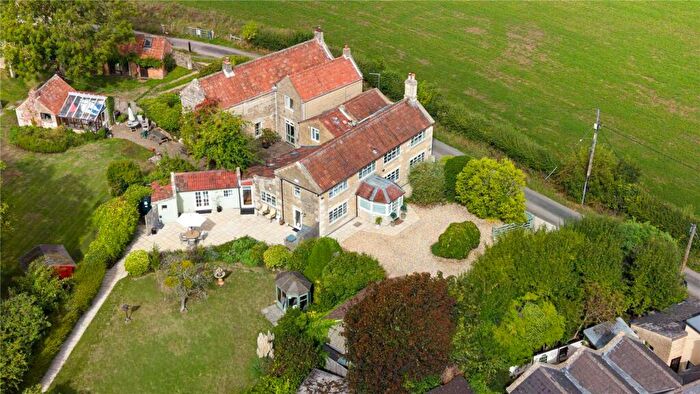4 Bedroom Detached House For Sale In Shop Lane, Wingfield, BA14