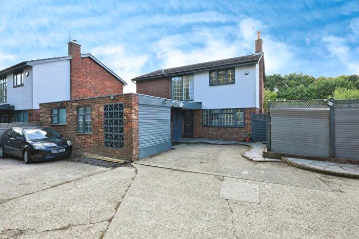 4 Bedroom Detached House For Sale In Nazeing Road, Nazeing, Waltham Abbey, EN9