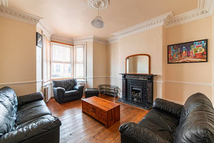 6 Bedroom Terraced House To Rent In Sunbury Avenue, Jesmond, Newcastle Upon Tyne, NE2