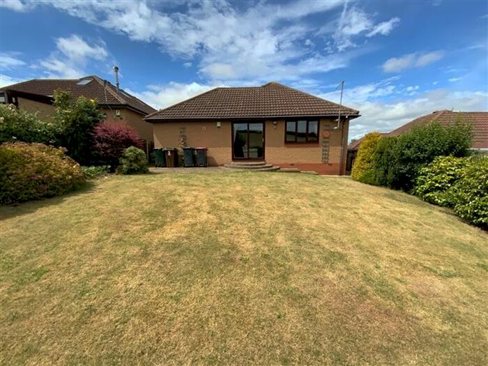 3 Bedroom Bungalow To Rent In Peck Mill View, Kiveton Park Station, Sheffield, S26