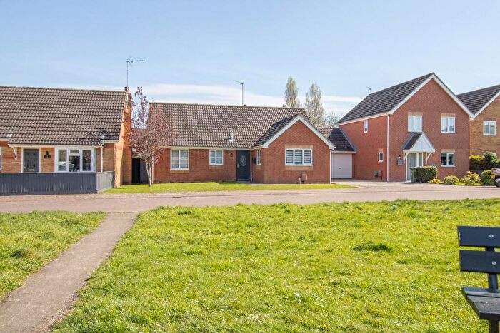 3 Bedroom Detached Bungalow For Sale In Foxglove Walk, Wiggenhall St. Germans, King's Lynn, Norfolk, PE34