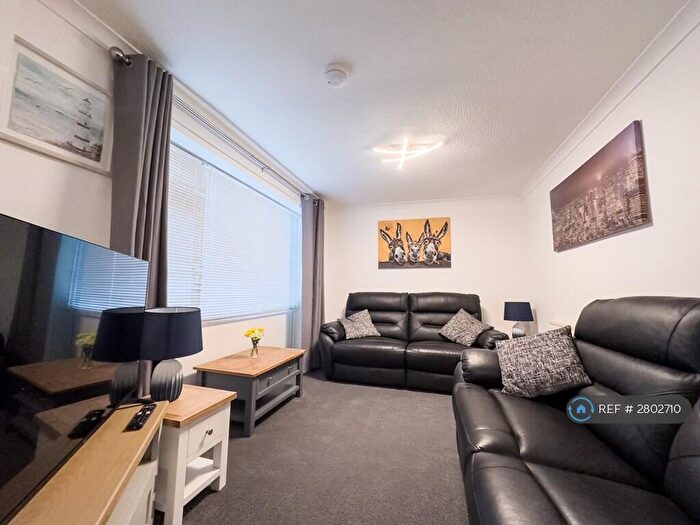 5 Bedroom Terraced House To Rent In Thurso Walk, Corby, NN17