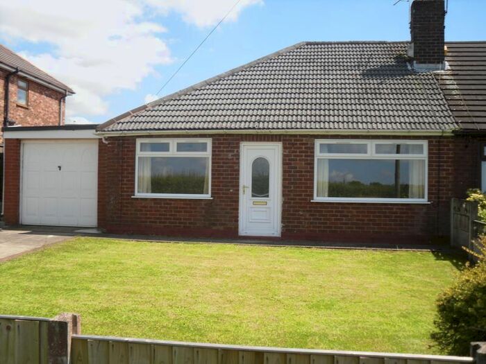 3 Bedroom Semi-Detached Bungalow To Rent In Old Pepper Lane, Standish, WN6