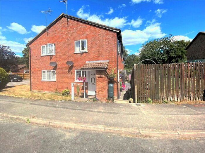 1 Bedroom End Of Terrace House To Rent In Merton Close, Owlsmoor, Sandhurst, Berkshire, GU47