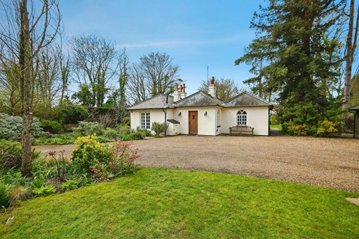 4 Bedroom Bungalow For Sale In Church Lane, Doddington, Kent, ME9