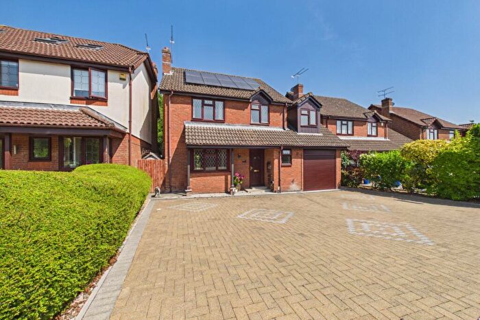 4 Bedroom Detached House To Rent In Calshot Way, Frimley, Camberley, Surrey, GU16