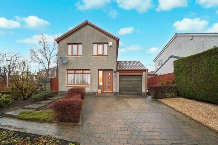 3 Bedroom Detached House For Sale In Cowal Crescent, Glenrothes, KY6