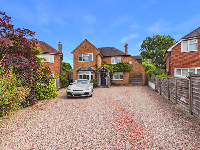 3 Bedroom Detached House For Sale In Parkland Avenue, Kidderminster, DY11