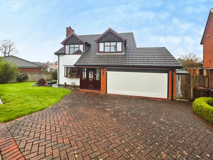 4 Bedroom Detached House For Sale In Fountain Court, Biddulph, Stoke-On-Trent, ST8
