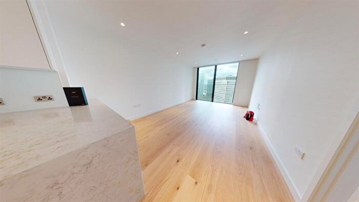 1 Bedroom Apartment To Rent In Hampton Tower, South Quay Plaza, Canary Wharf, E14