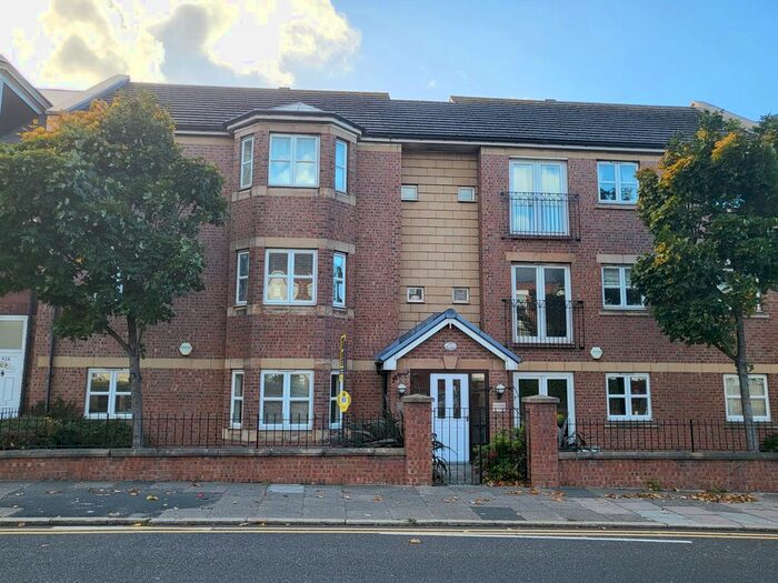 2 Bedroom Flat To Rent In Westoe Road, South Shields, NE33