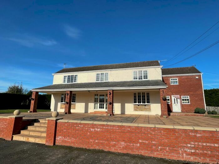 5 Bedroom Detached House To Rent In Victoria Road, Market Rasen, LN8