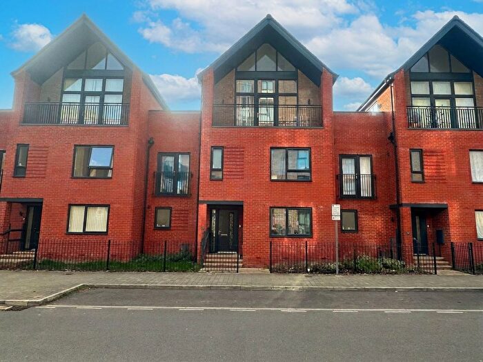 3 Bedroom Terraced House For Sale In All Saints Road, Leicester, LE3