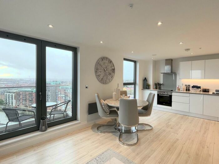 2 Bedroom Apartment To Rent In Key Street, Ipswich, IP4