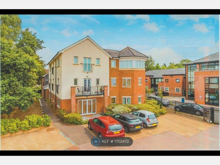 2 Bedroom Flat To Rent In Reigate Road, Dorking, RH4