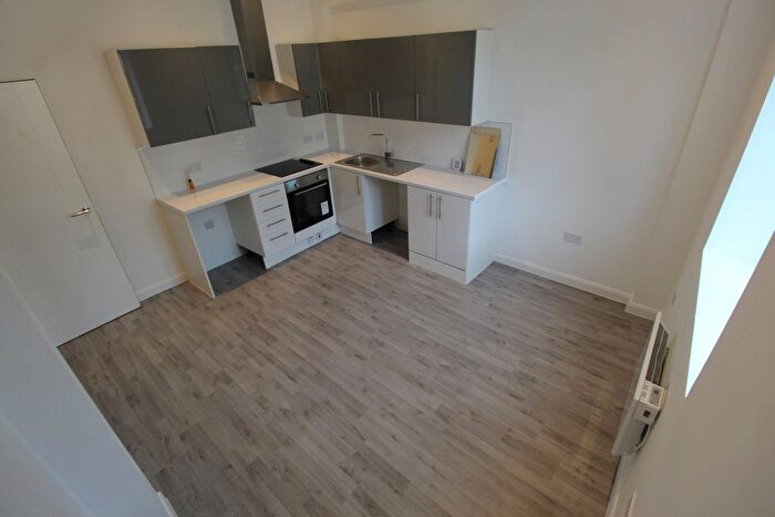 1 Bedroom Flat To Rent In Brunswick Park Road, New Southgate, N11
