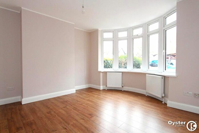 3 Bedroom Semi-Detached House To Rent In High Road, Wembley, HA0