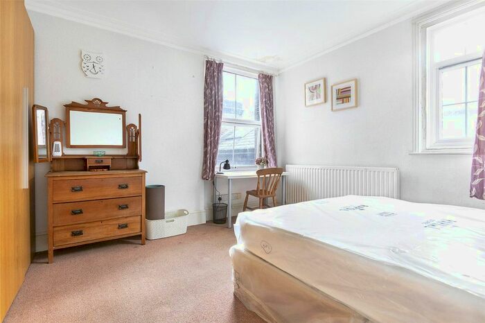 2 Bedroom Flat To Rent In Grafton Mansions, Duke's Road, London, WC1H