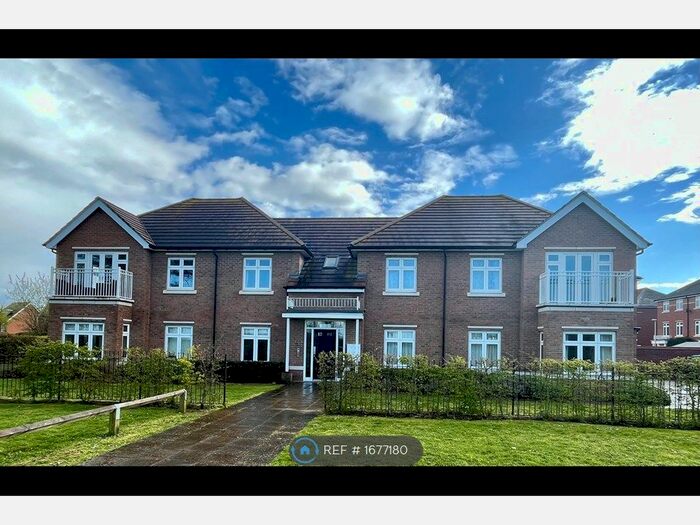 2 Bedroom Flat To Rent In The Orangery, Earley, Reading, RG6