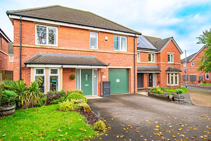 4 Bedroom Detached House For Sale In Fleet Street, Crossgates, Leeds, LS15