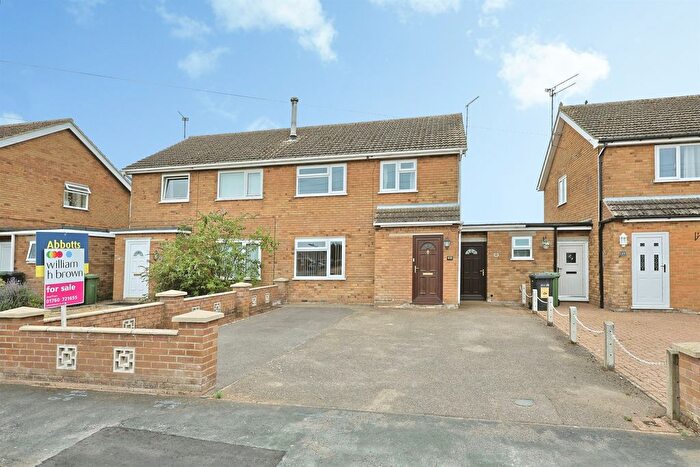 3 Bedroom Semi-Detached House For Sale In Town Close, East Winch, King's Lynn, PE32