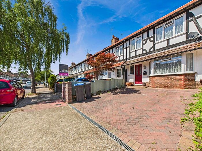 3 Bedroom Terraced House To Rent In Downlands Avenue, Worthing, BN14