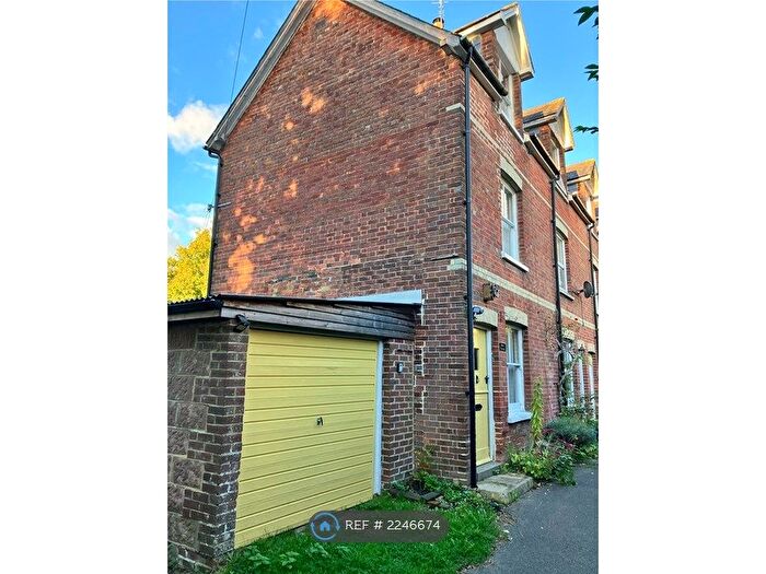 2 Bedroom End Of Terrace House To Rent In Saxon Terrace, Robertsbridge, TN32