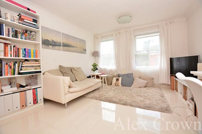 1 Bedroom Flat To Rent In Essex Road, Islington, N1