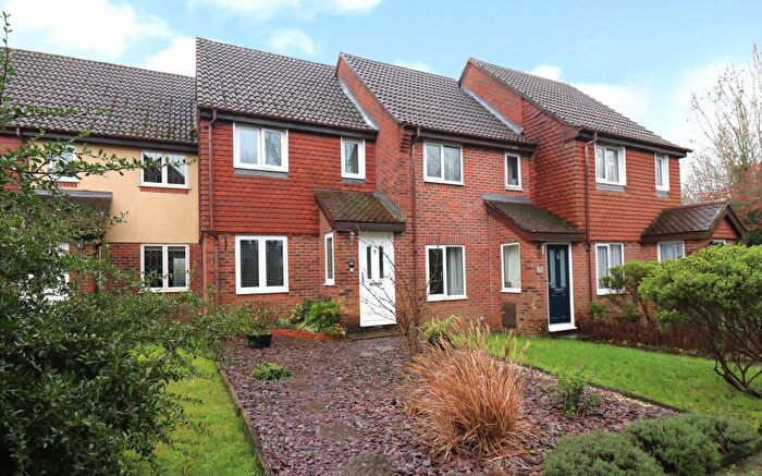 2 Bedroom Terraced House For Sale In Repton Gardens, Hedge End, SO30