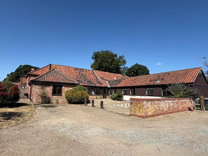 3 Bedroom House To Rent In Weavers Barn, Holly Grove Barns, Worstead, Norwich, Norfolk, NR28