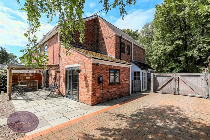 4 Bedroom End Of Terrace House For Sale In High Park Cottages, Moorgreen, Nottingham, NG16