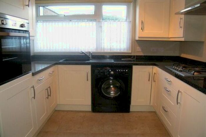 3 Bedroom Property To Rent In Goodman Close, Basingstoke, RG21