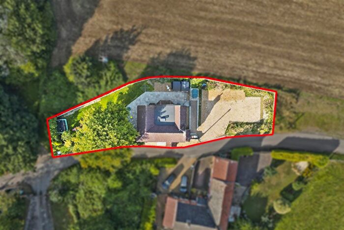 4 Bedroom Detached House For Sale In Woodwell, Woodford., NN14