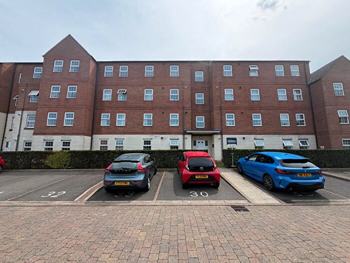 3 Bedroom Flat For Sale In Barley Mews, Peterborough, PE2