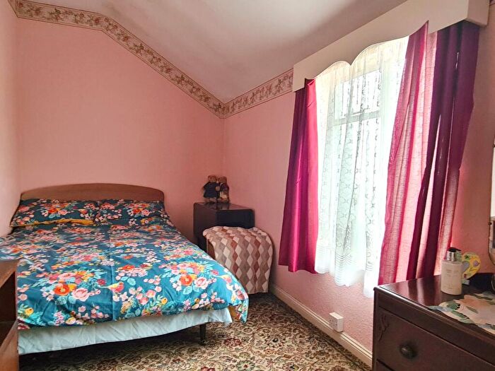 3 Bedroom Terraced House For Sale In Orchard Terrace, Glastonbury, BA6