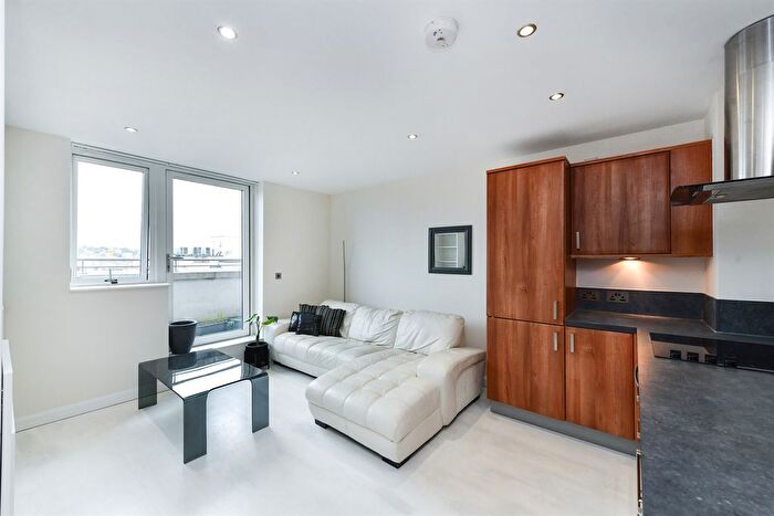 2 Bedroom Flat To Rent In St. Marys Gate, Nottingham, NG1