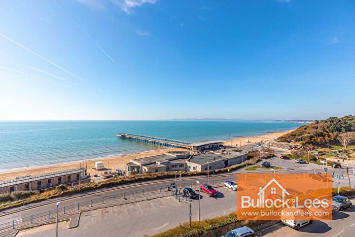 2 Bedroom Flat For Sale In Marina Close, Bournemouth, Dorset, BH5