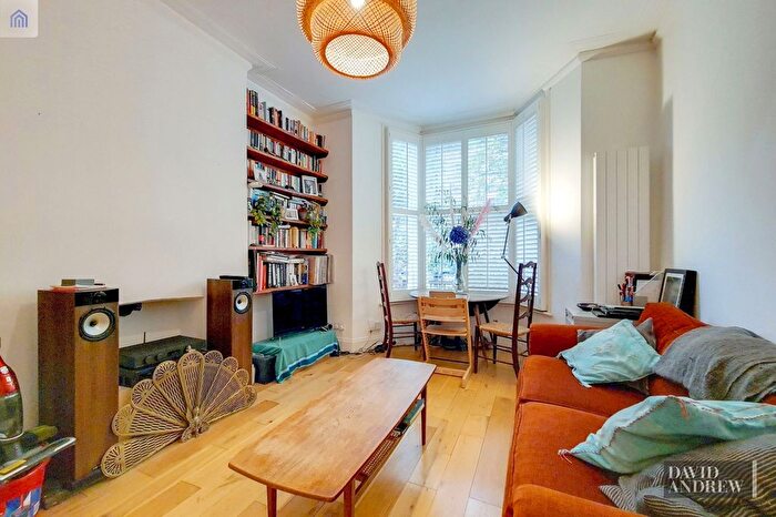 2 Bedroom Flat To Rent In Moray Road, London, N4