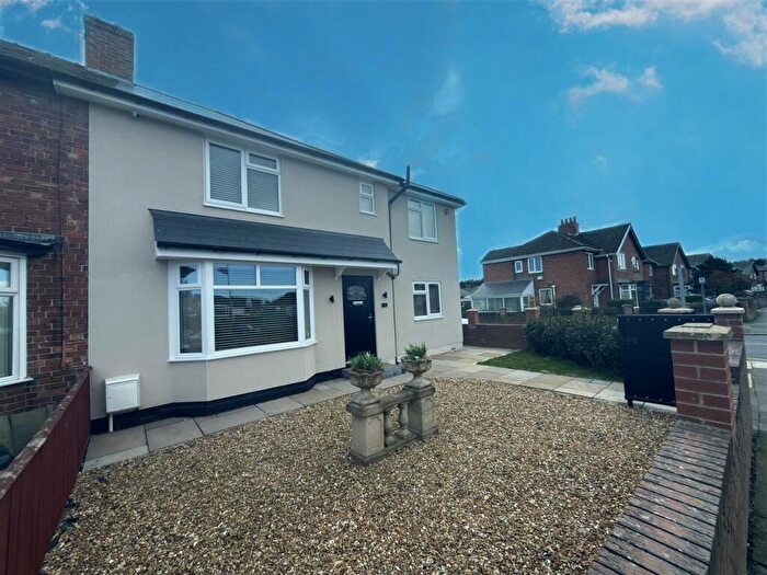 4 Bedroom Semi-Detached House For Sale In Parkside, Darlington, DL1