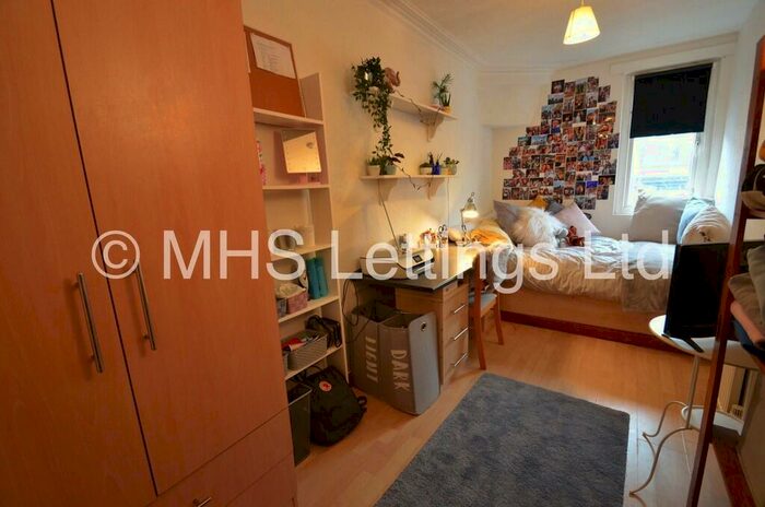 1 Bedroom Terraced House To Rent In Room, Manor Drive, Leeds, LS6