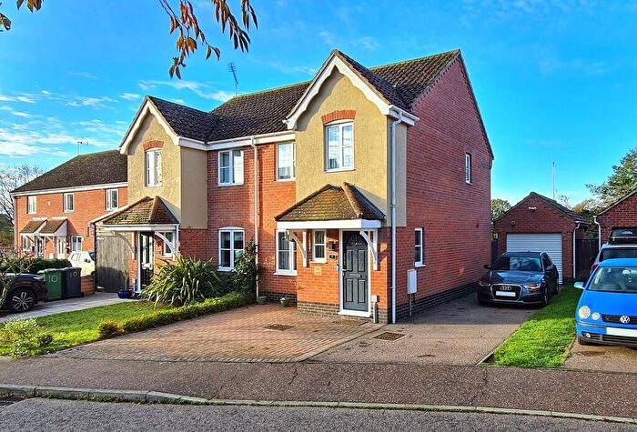 3 Bedroom Semi Detached House For Sale In Birds Road, North Walsham, NR28