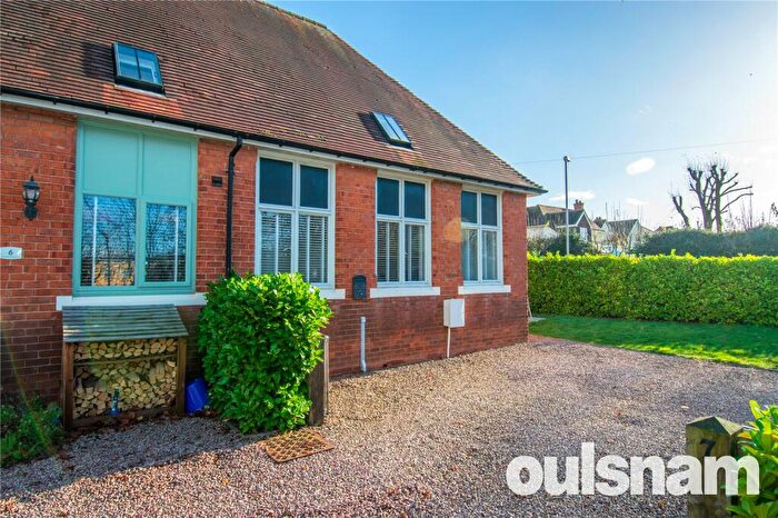 2 Bedroom End Of Terrace House To Rent In Santridge Lane, Bromsgrove, Worcestershire, B61