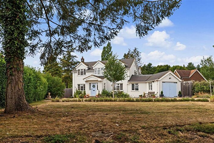 4 Bedroom Detached House For Sale In Park Lane, Kimpton, SG4