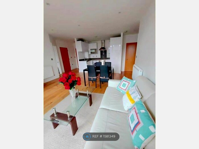 2 Bedroom Flat To Rent In Emily Street, London, E16