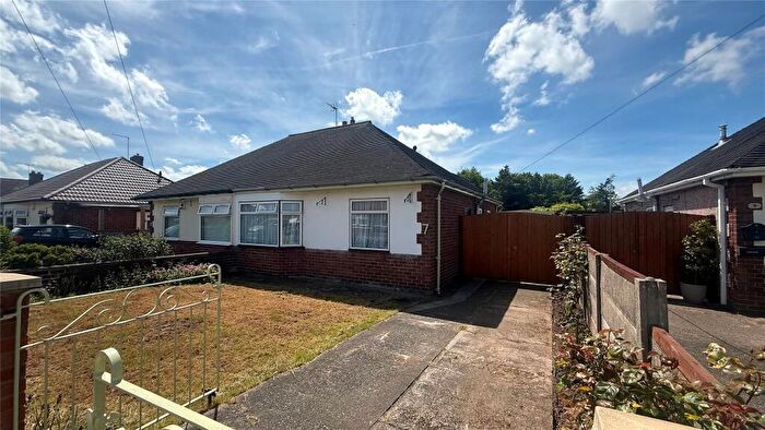 2 Bedroom Bungalow For Sale In Trentdale, Ellesmere Port, Cheshire, CH65