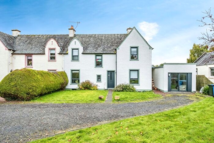 3 Bedroom Semi-Detached House For Sale In Craig Road, Dingwall, IV15