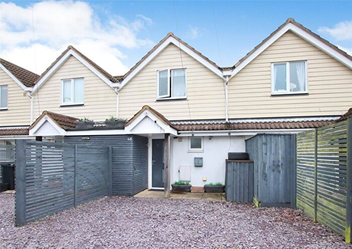 2 Bedroom Terraced House For Sale In Lower Buckland Road, Lymington, Hampshire, SO41